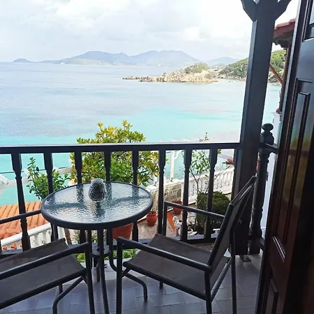 Appartement Loukia *