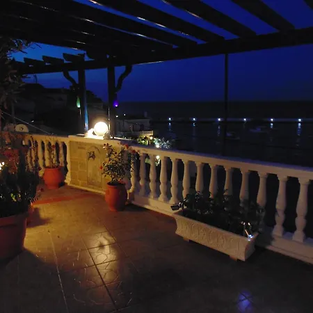Appartement Loukia *