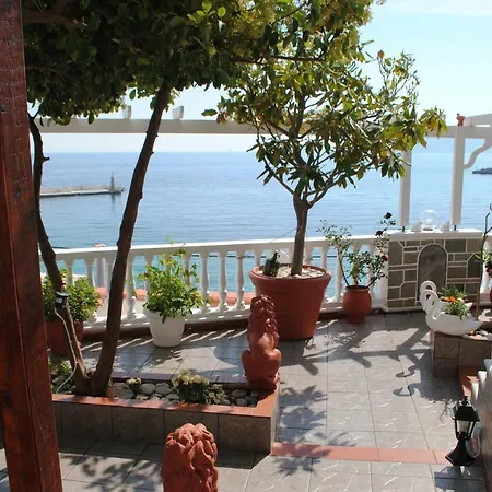 Studios Loukia Apartment Kokkari